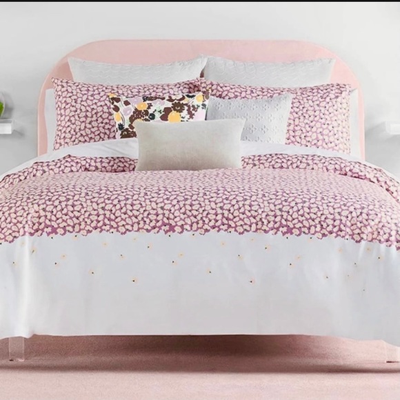 kate spade Other - KATE SPADE NEW YORK carnation comforter/shams KING